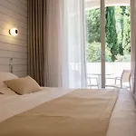 Grand Du Lido