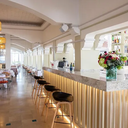 Grand Du Lido - Sur La D'argèles 4*