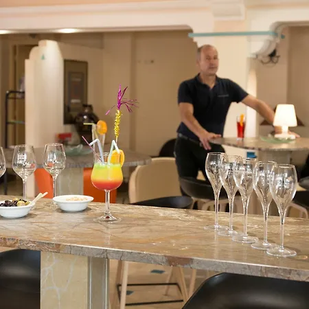 Hotel Grand Du Lido 3*