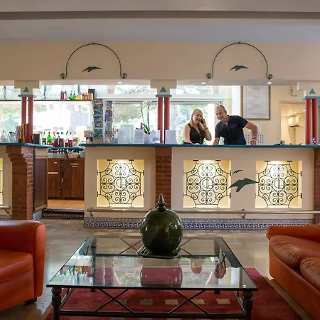 Grand Du Lido 4*